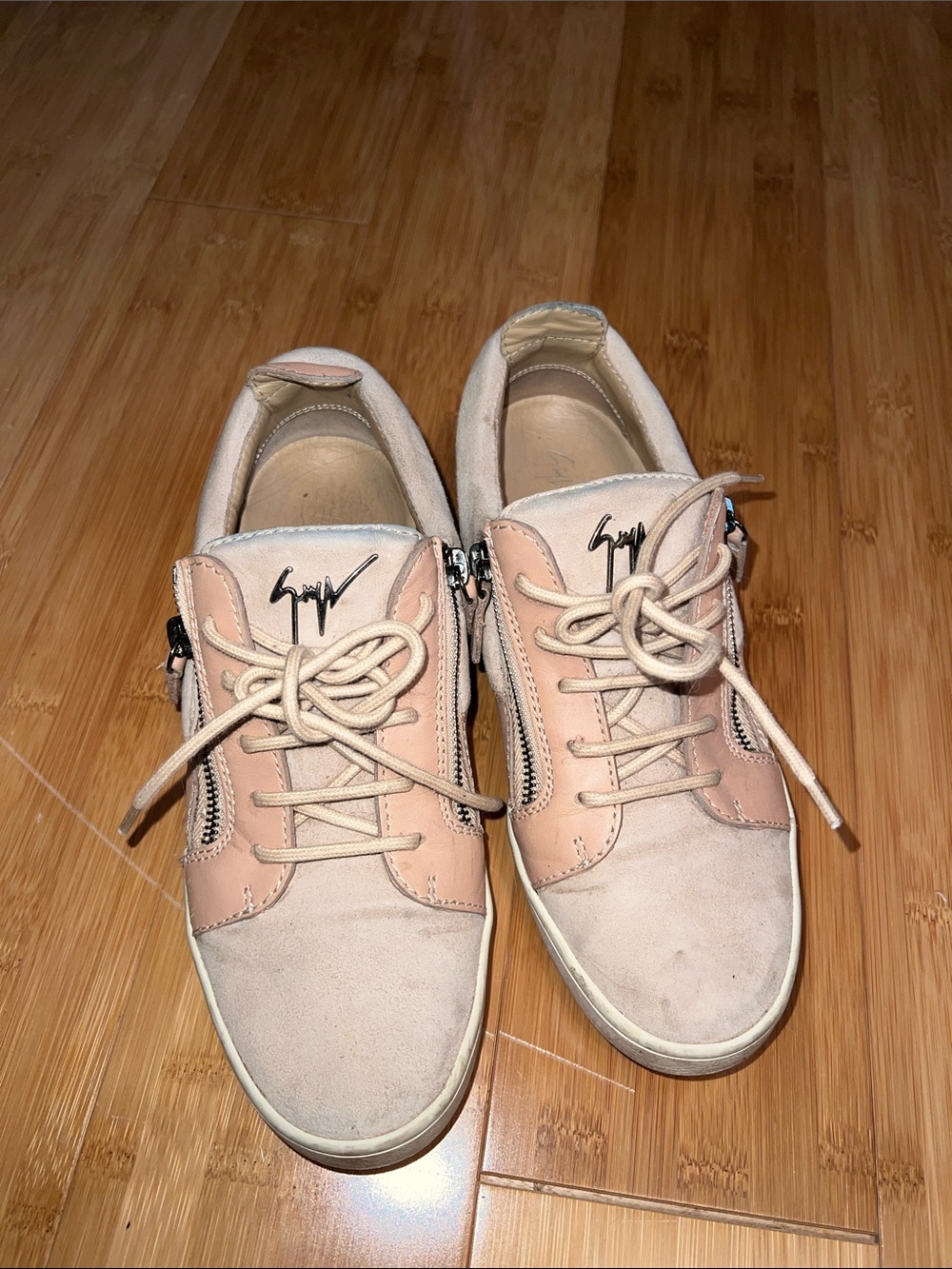Giuseppe Zanotti women’s Low-Top Sneakers in Pale Pink